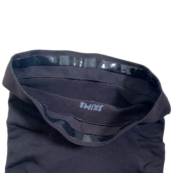 SKIMS Seamless Sculpt Solution Short RIGHT Leg Exposed Black Size S/M New - Picture 6 of 8